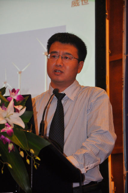 Vishay電阻電感部門區(qū)域市場(chǎng)技術(shù)經(jīng)理呂愛(ài)強(qiáng)做演講