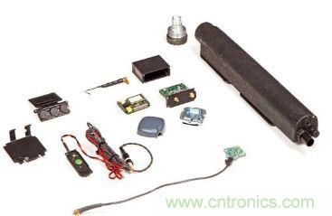 順時針方向依次為電池組、GPS天線、發(fā)射/接收單元和磁力安裝支架