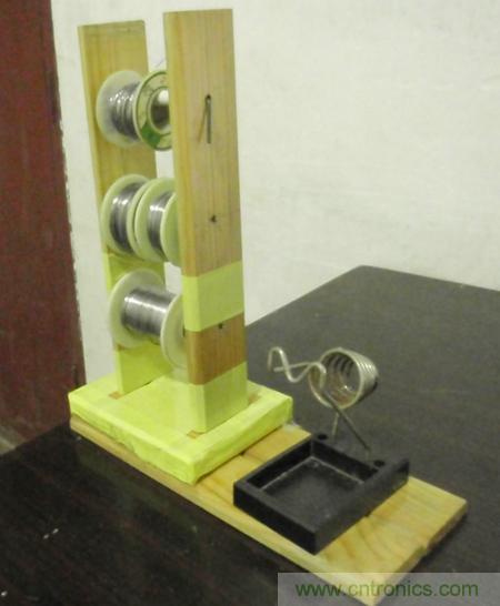 成本幾乎為零，三層錫絲架DIY