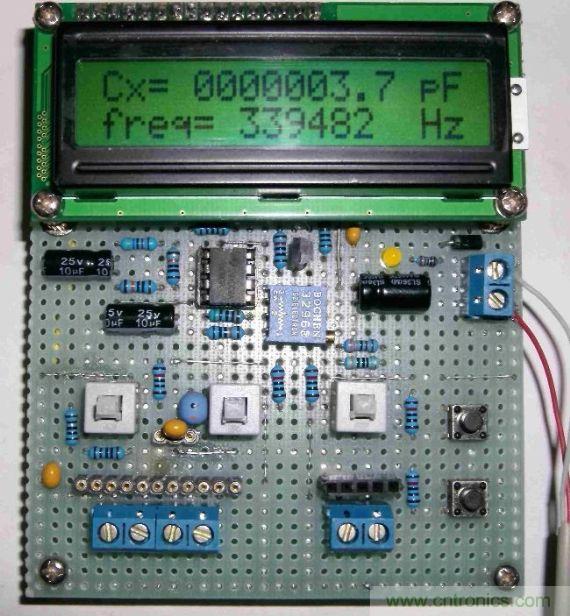 DIY集電容、電感和頻率為一體的測量儀器