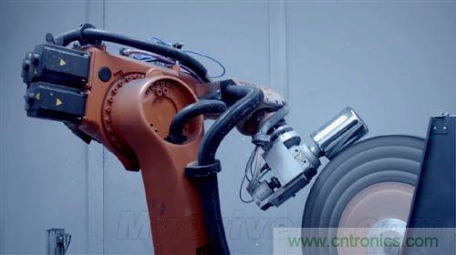 顛覆傳統(tǒng)設計，蘋果全新Mac Pro生產(chǎn)線探秘