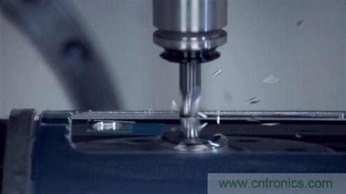 顛覆傳統(tǒng)設計，蘋果全新Mac Pro生產(chǎn)線探秘