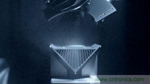 顛覆傳統(tǒng)設計，蘋果全新Mac Pro生產(chǎn)線探秘