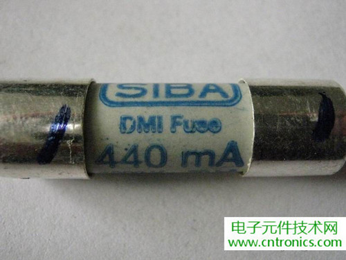 拆全球首款！安捷倫OLED手持式數(shù)字萬(wàn)用表拆解