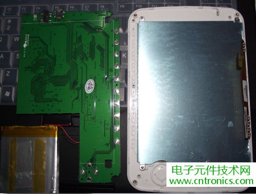 探秘電子紙！一款電紙書的電子墨水屏拆解