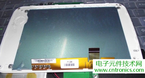 探秘電子紙！一款電紙書的電子墨水屏拆解