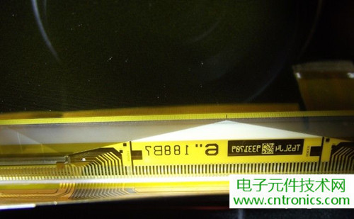 探秘電子紙！一款電紙書的電子墨水屏拆解