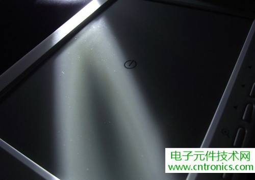 探秘電子紙！一款電紙書的電子墨水屏拆解