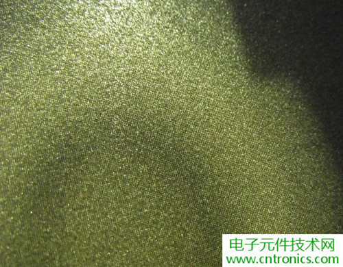 探秘電子紙！一款電紙書的電子墨水屏拆解