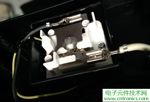 PM2.5殺手！松下納米水離子空氣凈化器拆解