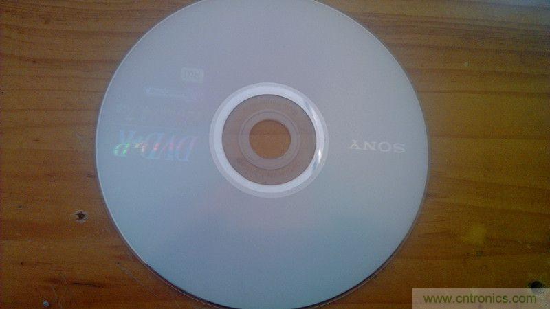 牛人力作！PCB版藍(lán)牙智能小車(chē)DIY