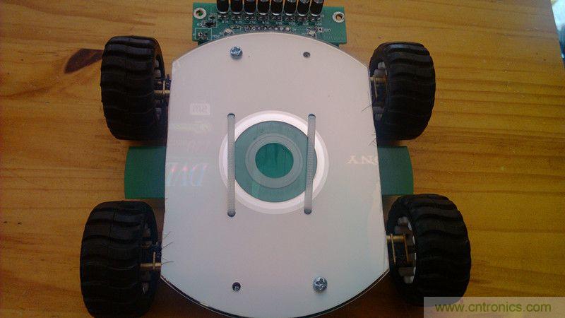 牛人力作！PCB版藍(lán)牙智能小車(chē)DIY