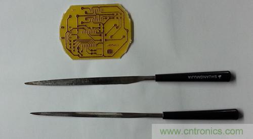 不足10元！低成本DIY便攜USB音箱