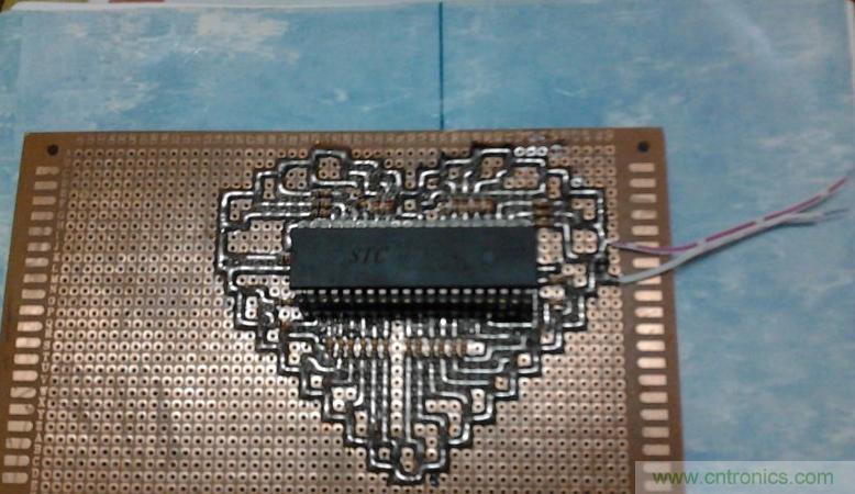 三八節(jié)將至！DIY心形LED流水燈！你們懂的~