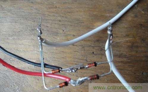 創(chuàng)意DIY！迷你風(fēng)力發(fā)電機！