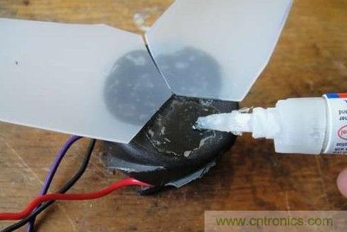 創(chuàng)意DIY！迷你風(fēng)力發(fā)電機！