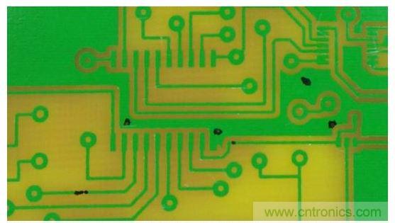 蝕刻板。注意記號筆墨水仍然非常完整