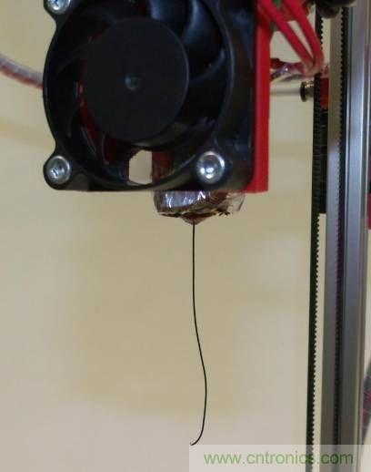 變廢為寶，看老式DVD如何改造成3D打印機(jī)？