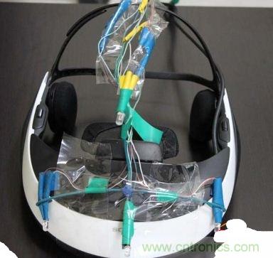 技術(shù)宅要逆天，DIY四點(diǎn)定位燈實(shí)現(xiàn)虛擬實(shí)境游戲