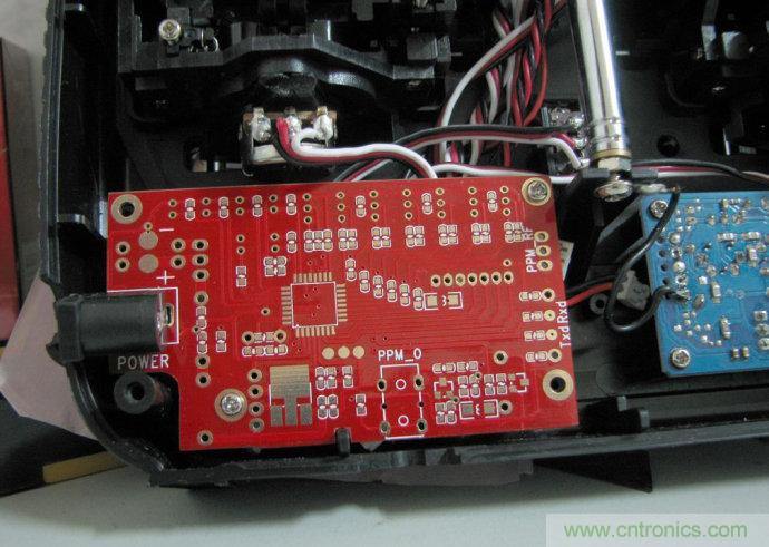 無人機 DIY 制作全過程，酷得不要不要的！