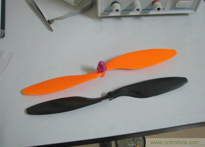 無人機 DIY 制作全過程，酷得不要不要的！