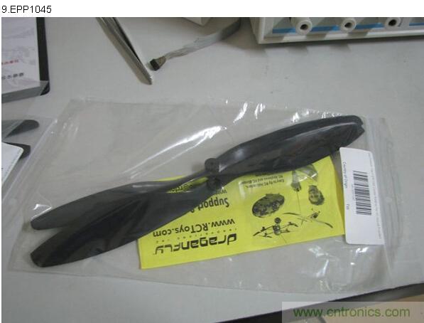 無人機 DIY 制作全過程，酷得不要不要的！