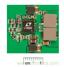 在汽車電子系統(tǒng)中如何選擇多通道同步降壓轉(zhuǎn)換器？