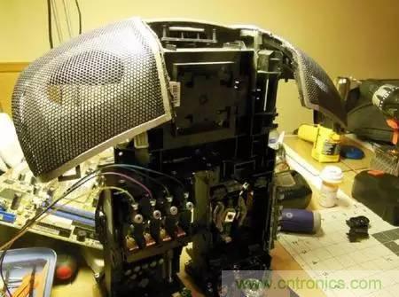 廢舊收音機(jī)如何變身成酷炫機(jī)器人？