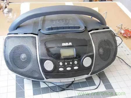 廢舊收音機(jī)如何變身成酷炫機(jī)器人？