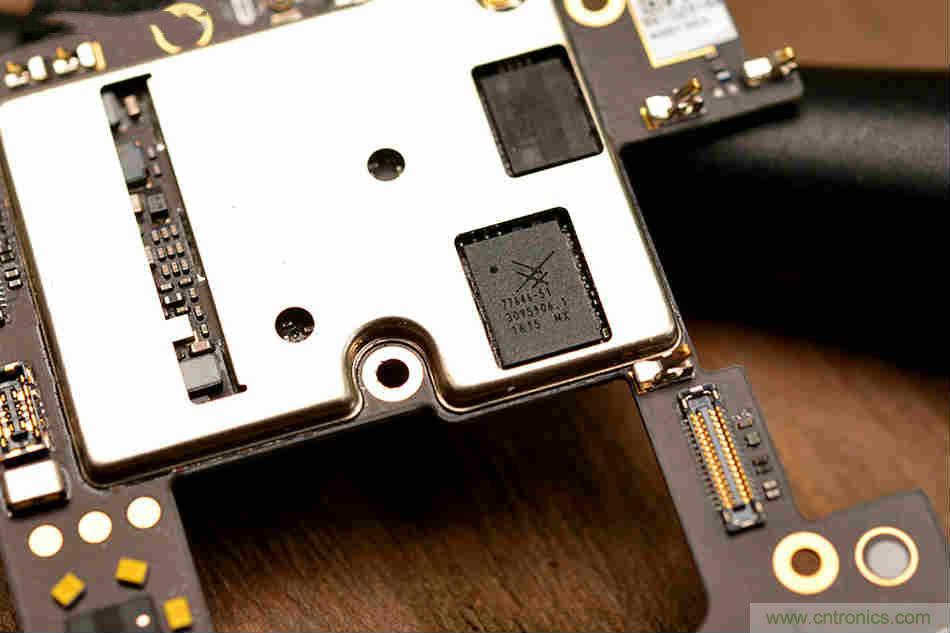 拆解魅族15 Plus：玩轉(zhuǎn)了新概念，但其工藝究竟如何？