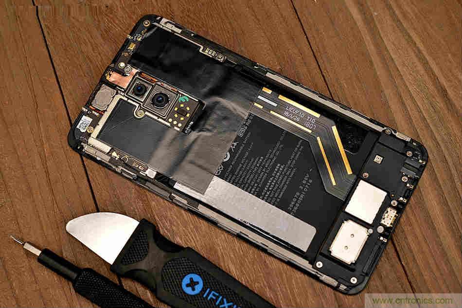 拆解魅族15 Plus：玩轉(zhuǎn)了新概念，但其工藝究竟如何？