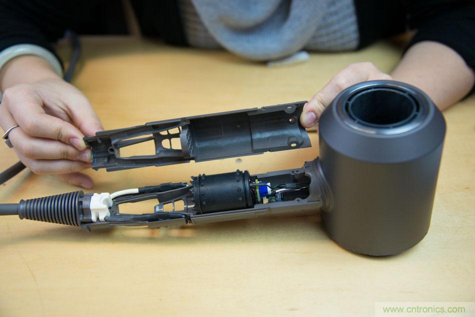 拆解戴森吹風機：近三千元的價格貴在哪？