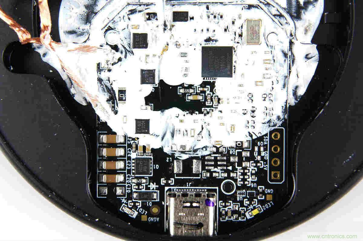 拆解對比：系出同門，小米、紫米無線充電器的差別有多大？