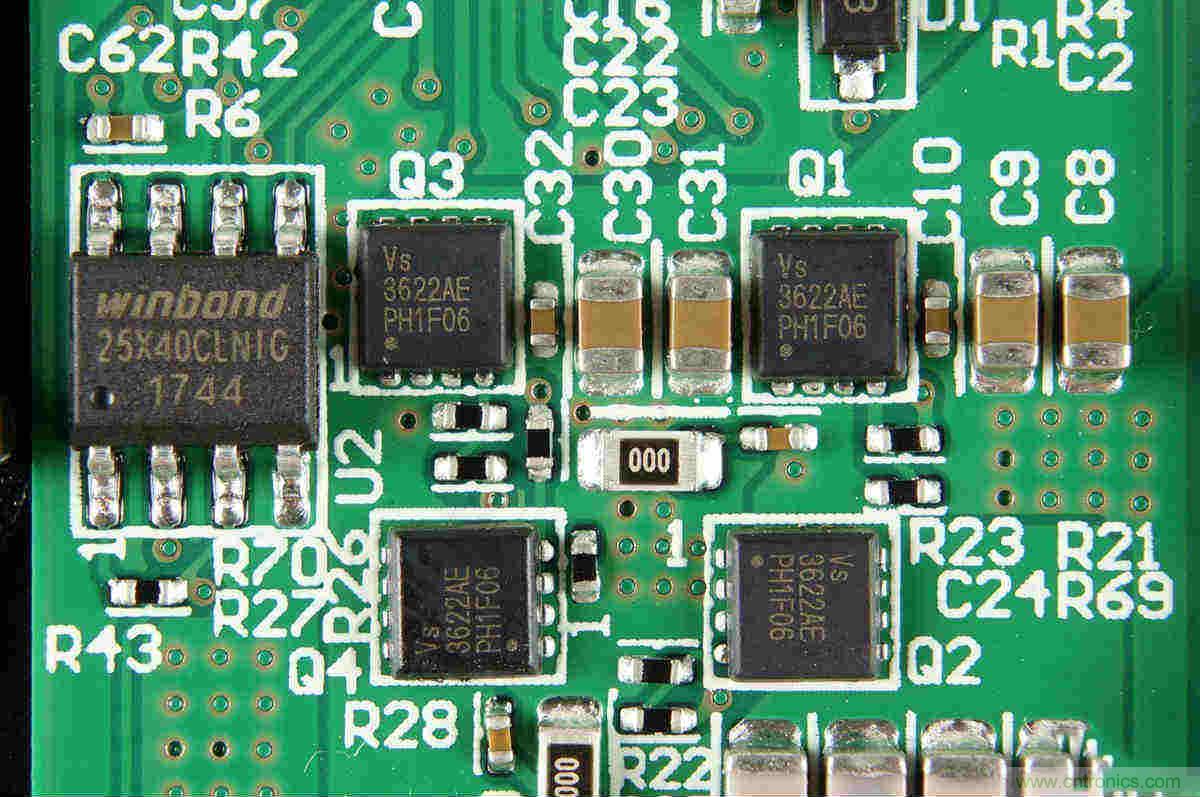 拆解對比：系出同門，小米、紫米無線充電器的差別有多大？