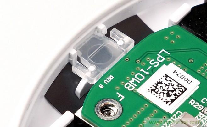 拆解對比：系出同門，小米、紫米無線充電器的差別有多大？