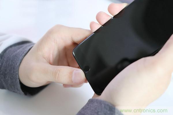 魅族M15拆解：做工精致，壓感Home鍵采用中國芯