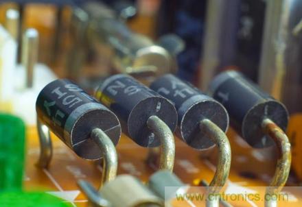 一文看懂電阻、電容、電位器、三極管、二極管、可控硅！