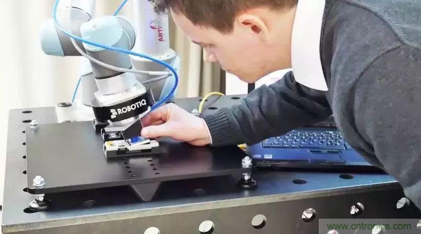 力傳感器在機器人哪些應用中，可以完爆視覺系統(tǒng)？