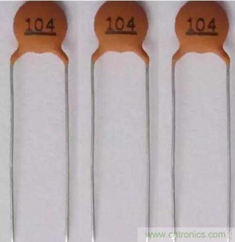 如何區(qū)分電解電容與無(wú)極性電容？