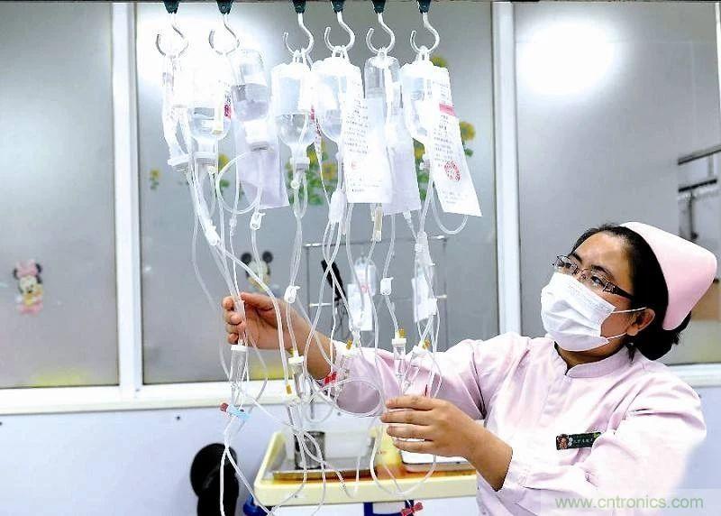 醫(yī)護輸液系統(tǒng)升級，注射泵無線化如何實現(xiàn)？