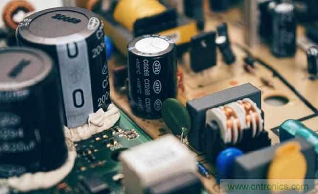 如何通過電阻串聯(lián)來實(shí)現(xiàn)電阻分壓？