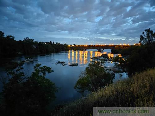 無數(shù)的拍攝，只為成就一個(gè)完美回憶