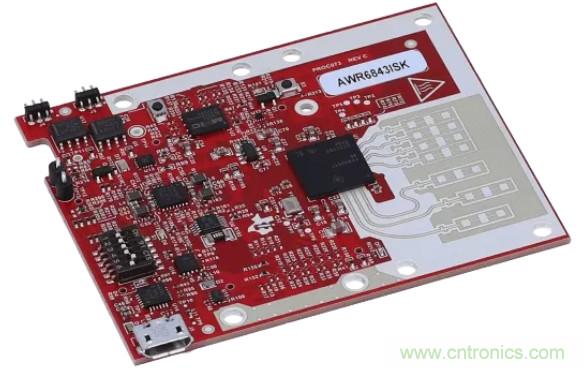 封裝集成天線技術(shù) - 簡化汽車座艙內(nèi)雷達(dá)傳感器設(shè)計！
