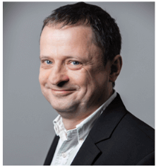 本屆峰會以 “你好，數(shù)字具身 (Hello, Digital Embodiment)” 為議題，直指下一代AI發(fā)展的核心——如何讓智能體更好地感知并與物理世界交互。屆時，Arm、西門子、SiPearl、Prophesee、芯原股份、思特威、英諾達等國內(nèi)外半導體巨頭的掌門人與高管將罕見同臺，從芯片設計、視覺傳感、EDA工具到系統(tǒng)架構(gòu)，共同勾勒千億增量市場的技術(shù)路線與商業(yè)藍圖。席位緊張，機遇不容錯過。